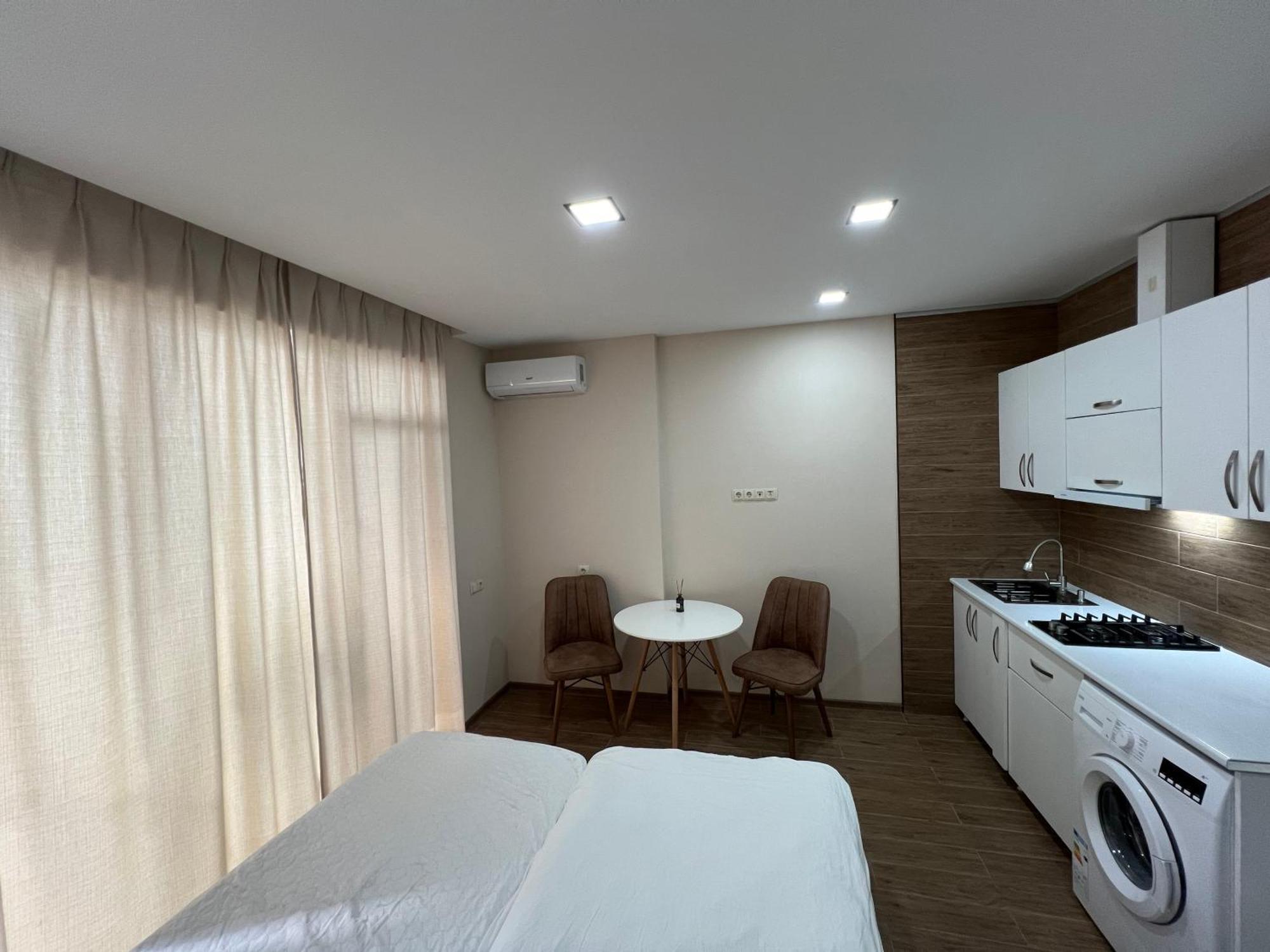 Hotel Paris Batumi Ngoại thất bức ảnh